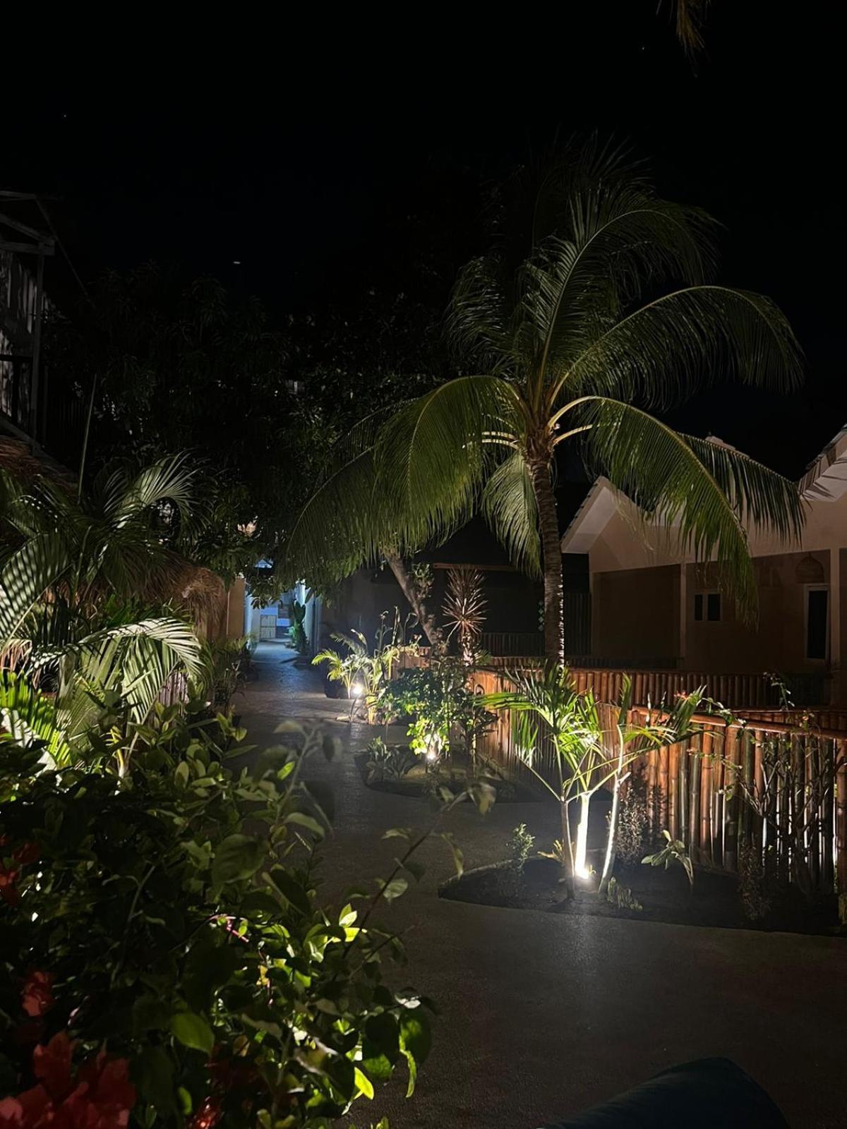 Living Trawangan Hotel Gili Trawangan Zewnętrze zdjęcie